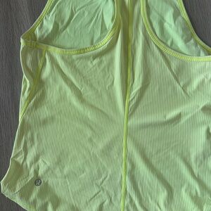 Lululemon Athletica Highlight Yellow Ribbed Sleeveless Tank Top size 8